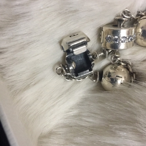 925 Pandora station bracelet with charm - Picture 3 of 5